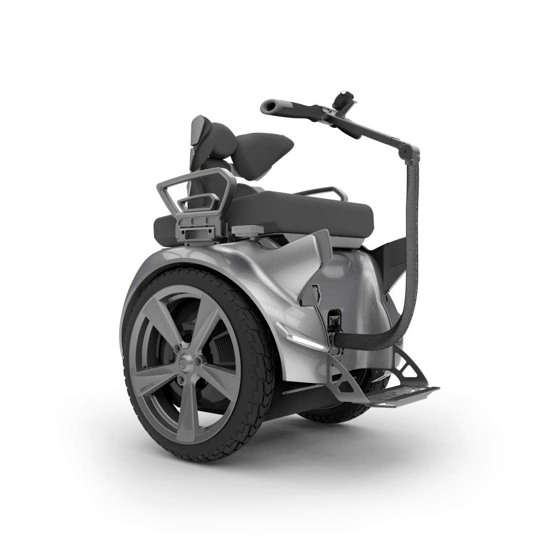 Chaises roulantes auto-équilibrées